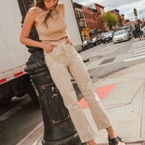 Levi’s Ribcage Straight Ankle in Wavy Lines